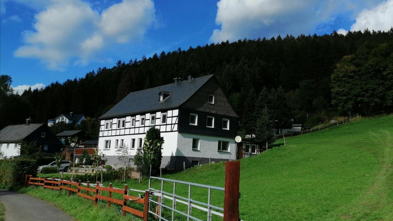 Modernisierte Ferienwohnung Im Schoenen Sauerland Meschede Exterior foto